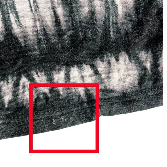 Joe Boxer Womens Tie Dye Camisole Blouse Size 1X/2X Black & Gray V-Neck Tassels - Picture 5 of 16